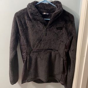 North face sweater